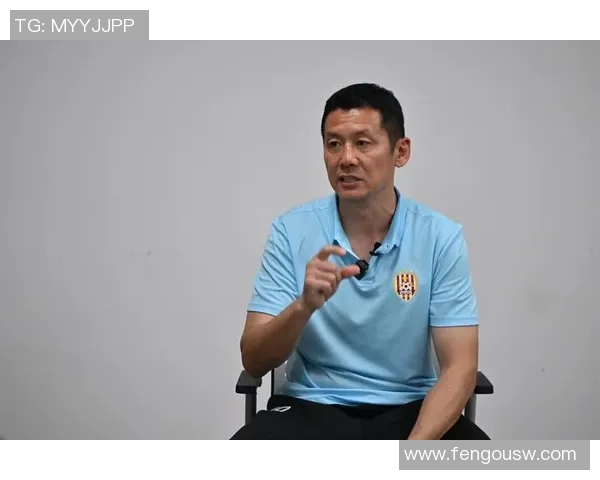 中国足球优秀男球星盘点 突破时代的风采与贡献