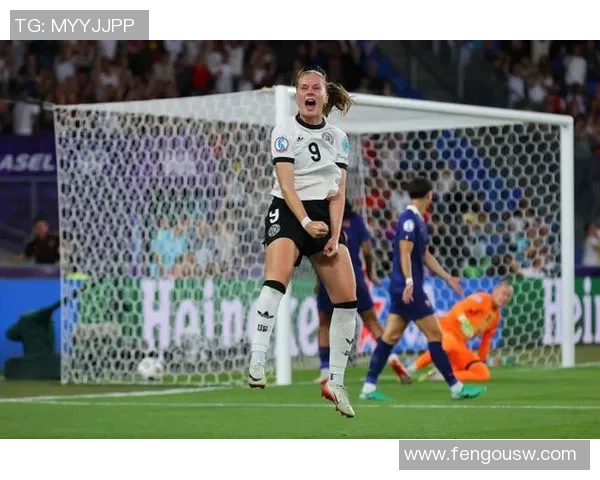 德国足球点球明星穿搭风格大揭秘 引领时尚潮流的球场外魅力